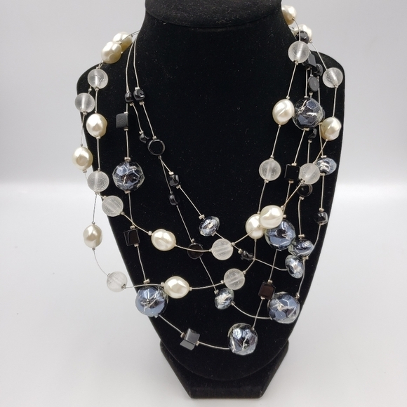 Faux Pearl Wire Necklaces Grey Blue White Opaque Shorter Length Costume … - Picture 5 of 12